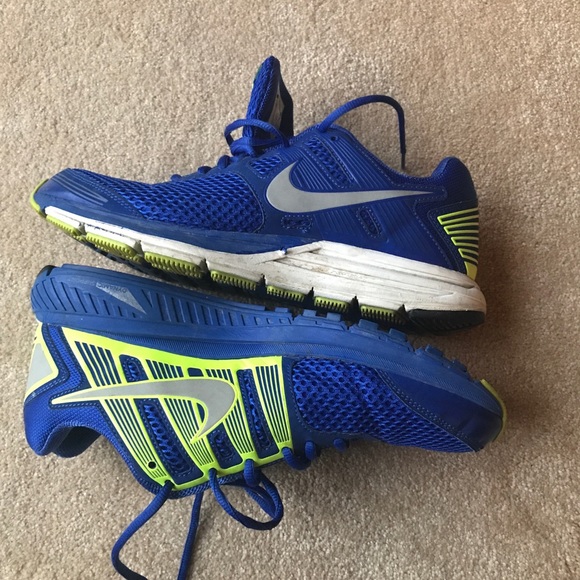 Nike Other - Nike Zoom Structure+ 16 sneakers